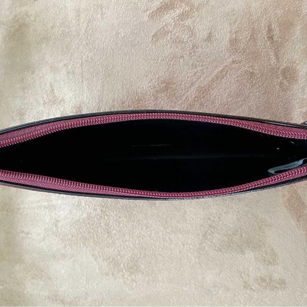 Nine West maroon clutch - Picture 3 of 3